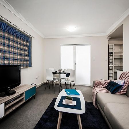 Airexec Apartments Perth Bagian luar foto