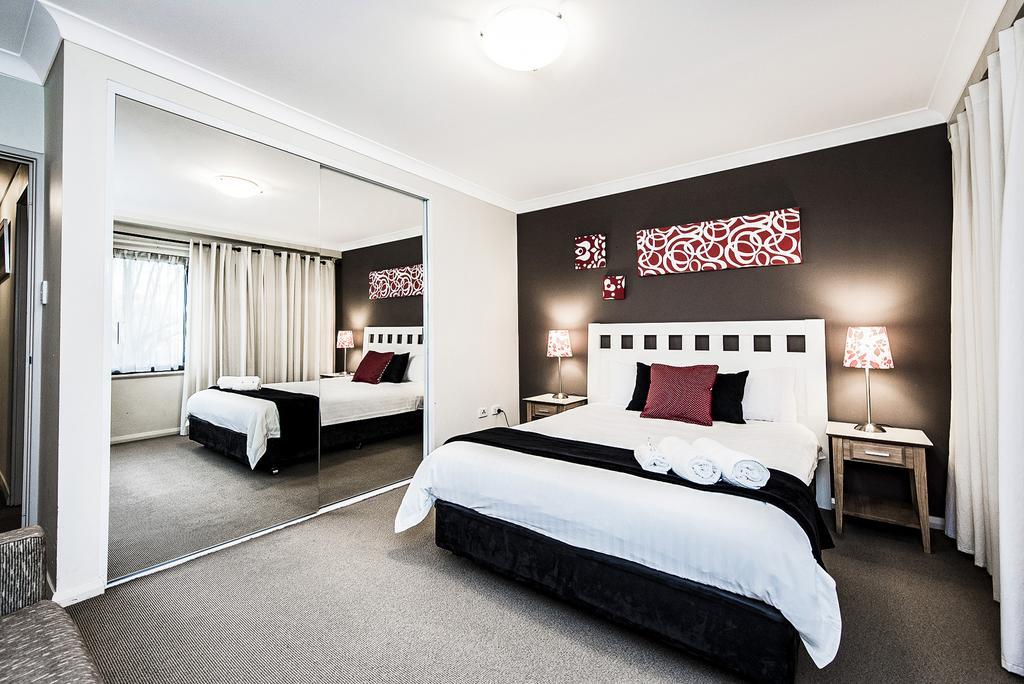 Airexec Apartments Perth Bagian luar foto