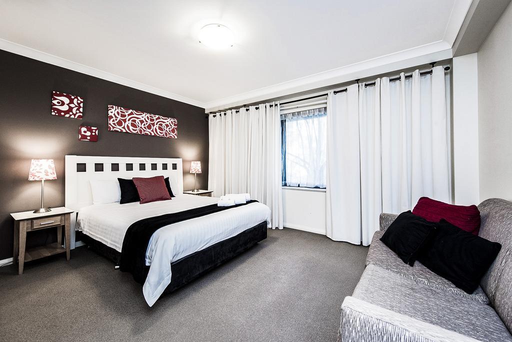 Airexec Apartments Perth Bagian luar foto
