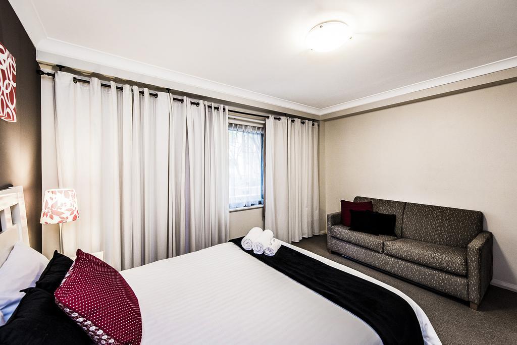 Airexec Apartments Perth Bagian luar foto