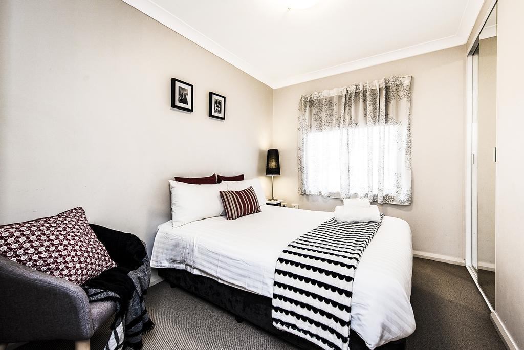 Airexec Apartments Perth Bagian luar foto