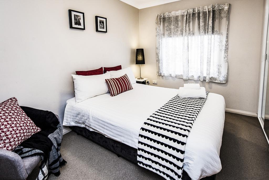 Airexec Apartments Perth Bagian luar foto