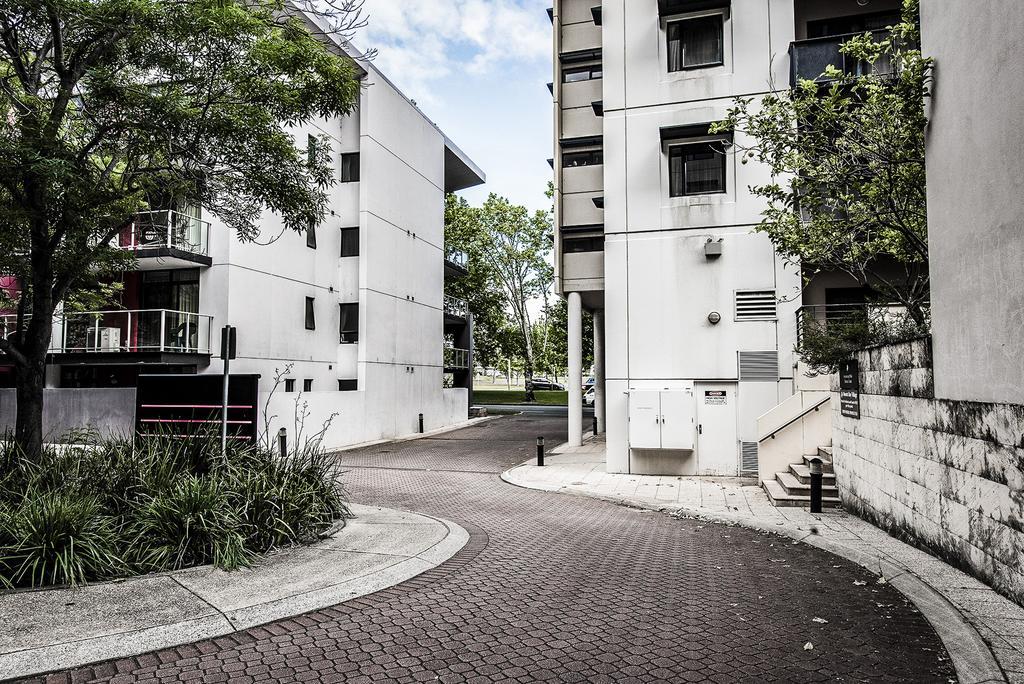 Airexec Apartments Perth Bagian luar foto