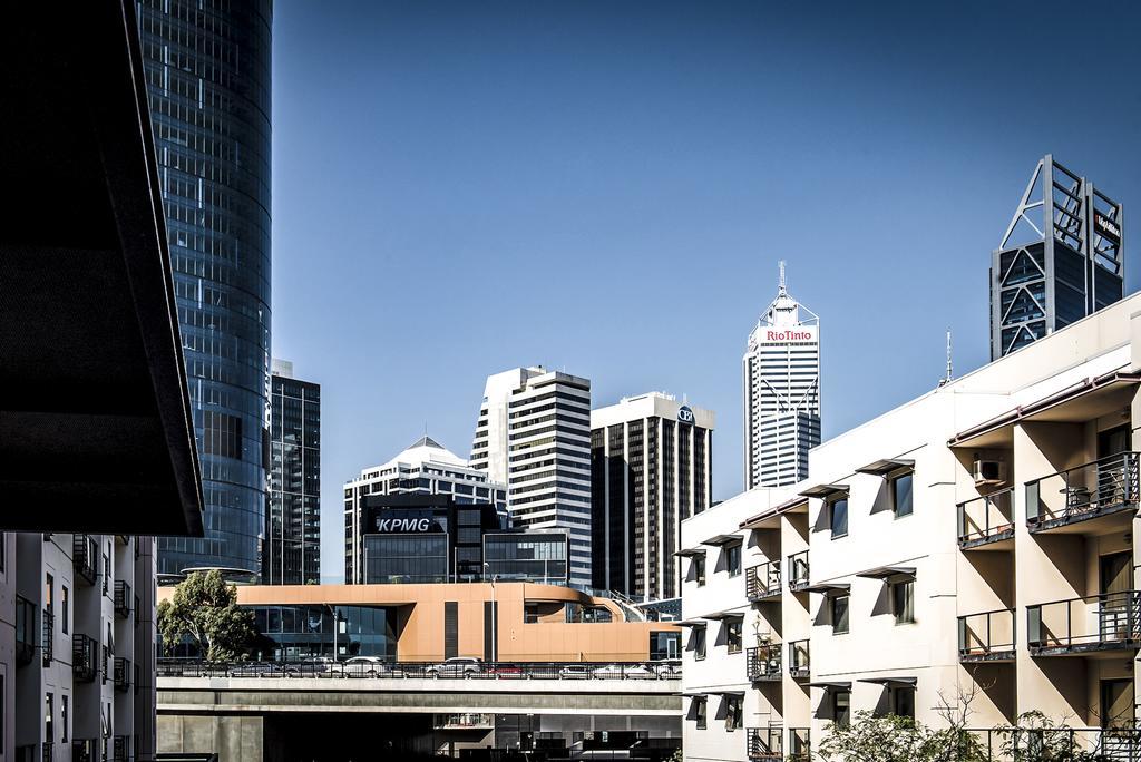 Airexec Apartments Perth Bagian luar foto