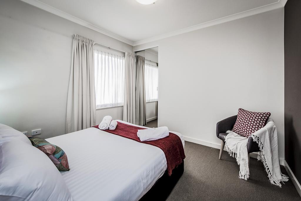 Airexec Apartments Perth Bagian luar foto