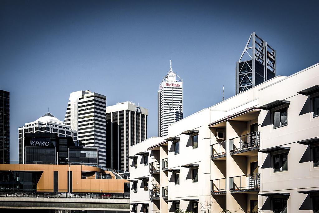Airexec Apartments Perth Bagian luar foto