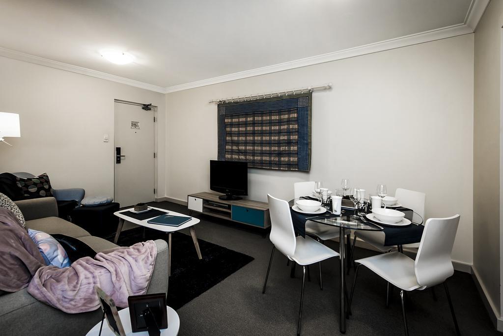 Airexec Apartments Perth Bagian luar foto